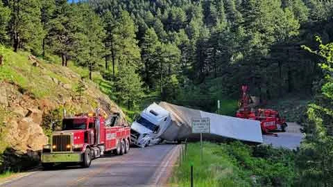 Heavy Duty Truck Recovery Longmont & I-25